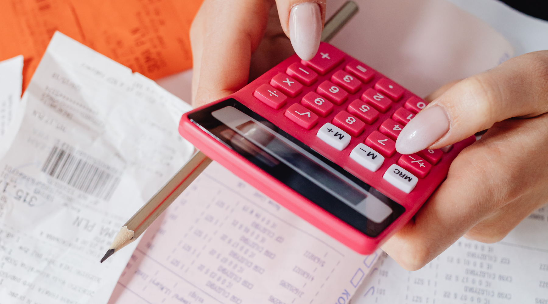 Seguro de Crédito vs Factoring: ¿cuál es mejor para empresas en Ecuador?